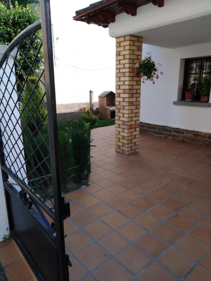 Apartamento Rural Casa Paco Con Jacuzzi Exterior Y Barbacoa Leilighet Aínsa Eksteriør bilde