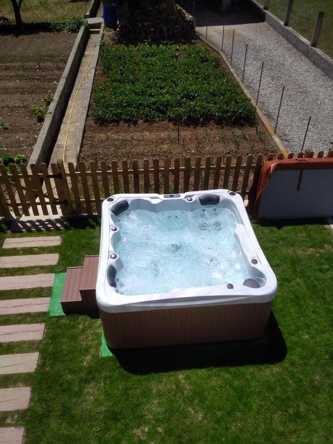 Apartamento Rural Casa Paco Con Jacuzzi Exterior Y Barbacoa Aínsa Eksteriør bilde