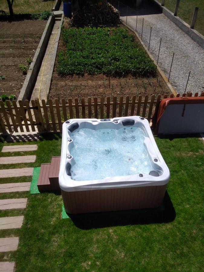 Apartamento Rural Casa Paco Con Jacuzzi Exterior Y Barbacoa Leilighet Aínsa Eksteriør bilde